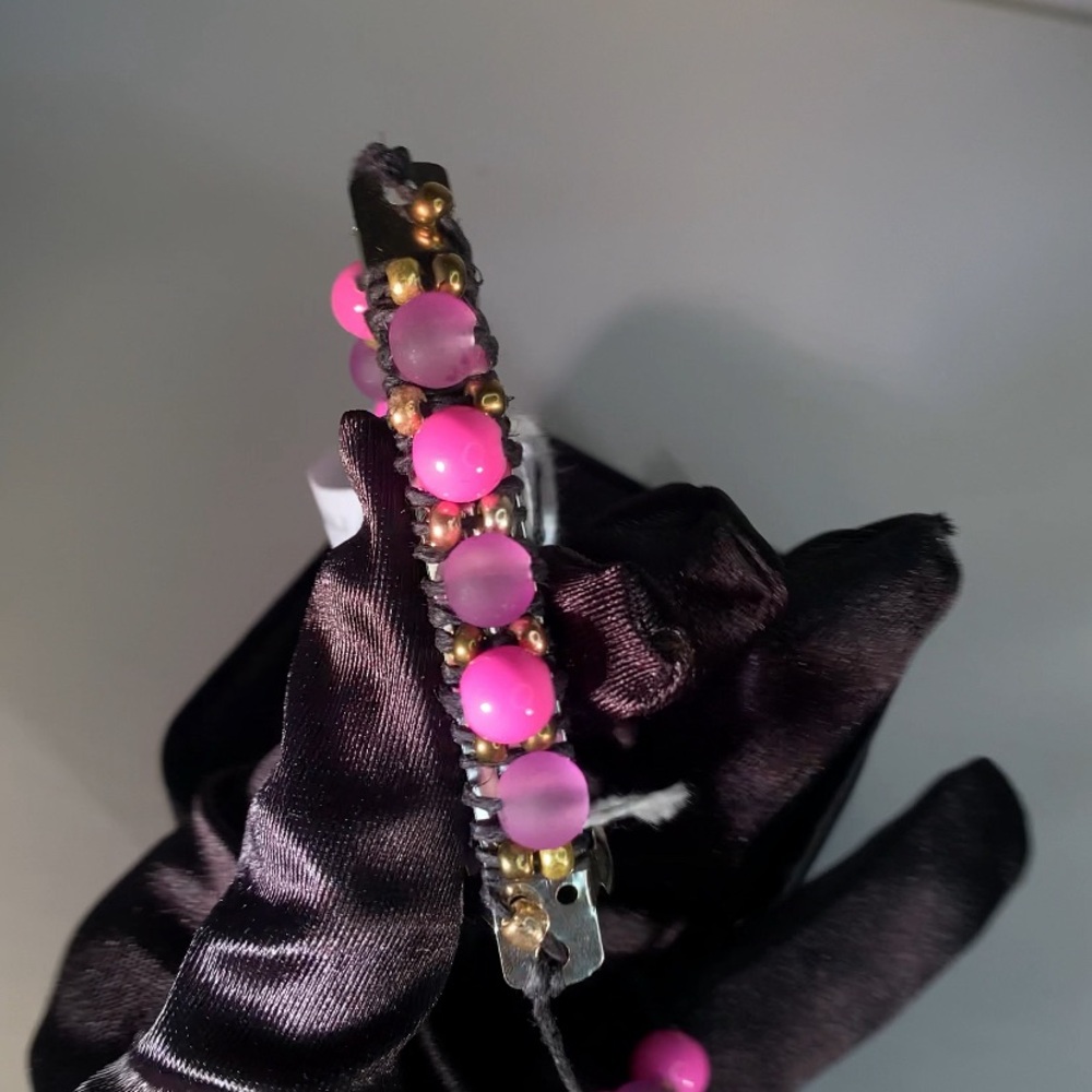 AMETHYST PETAL — Handcrafted Purple & Pink Glass Beaded Hair Barrette
